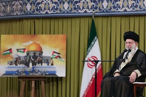 قائد الثورة الإسلامية يتوعد المسؤولين عن انفجاري كرمان برد حاسم