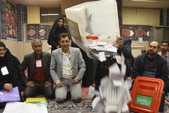 الانتخابات التشريعية تتجه إلى الجولة الثانية في طهران و15 محافظة