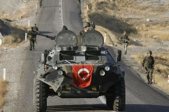 مستغلة الظروف الجوية.. القوات التركية توسع نشاطها في دهوك