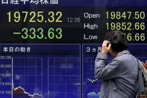 المؤشر نيكي الياباني يغلق على انخفاض وسط عمليات جني أرباح