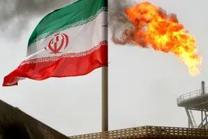 إنتاج النفط الإيراني يرتفع بنسبة 50 ألف برميل يومياً منذ بداية العام