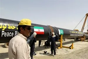 واشنطن تحذر باكستان وتهدد بعقوبات بشأن أنبوب الغاز الإيراني
