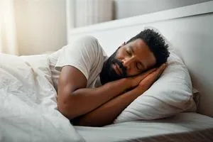 دراسة: النوم 9 ساعات يجعلك تشعر بأنك اصغر سناً