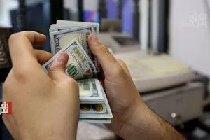بعد سلسلة من الانخفاضات .. اسعار الدولار ترتفع في بغداد واربيل