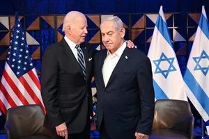موقع امريكي: الولايات المتحدة وإسرائيل تترقب بخشية الرد الإيراني