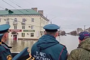 مياه الفيضانات تُغرق أكثر من 10 آلاف منزل في روسيا