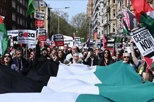 الاناضول: الآف المتظاهرين في لندن تضامناً مع غزة