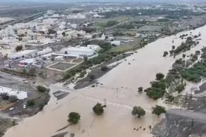 مصرع 17 شخصاً بسيول الأمطار في سلطنة عمان ورجال الإنقاذ يبحثون عن ناجين