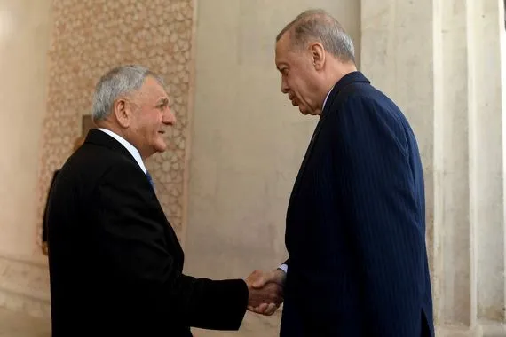 الرئيس العراقي يستقبل أردوغان في قصر بغداد