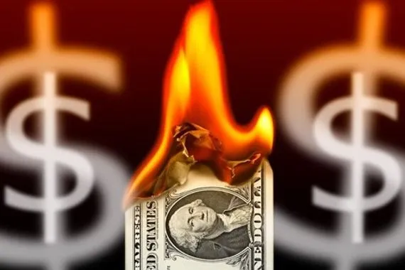 ماسك يحذر من نهاية الدولار الوشيكة
