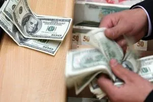 أسعار الدولار تعاود الارتفاع باسواق بغداد