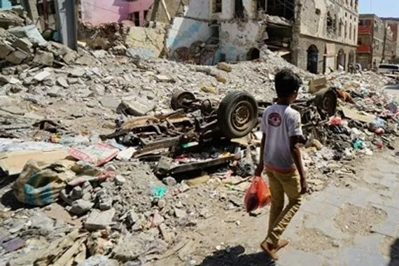 استشهاد وإصابة 6 يمنيين باعتداء أمريكي بريطاني على تعز