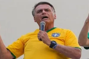 بتهمة التحرش بـ"حوت احدب".. رئيس البرازيل السابق يخضع للتحقيق