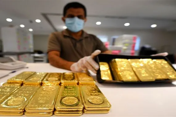 خبير اقتصادي يتحدث عن الطريقة الأمثل للاستثمار بالذهب