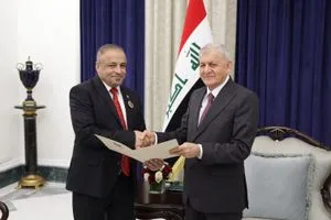 بعد رفضه "ابو مازن".. الرئيس العراقي يسلم "الفحل"مرسوم التعيين