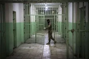 جنايات واسط: السجن المؤبد بحق تاجر مخدرات أجنبي الجنسية