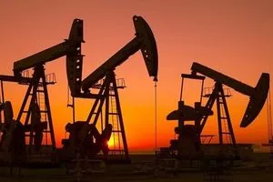 اسعار النفط تقفز بسبب تطورات الوضع في الشرق الاوسط