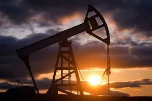 النفط يرتفع وسط توقعات بتقليص الإمدادات
