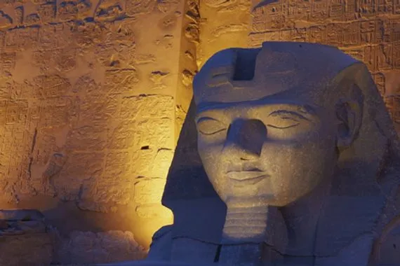 العثور على تابوت اكبر فرعون في مصر