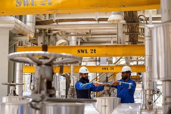 النفط توضح بشأن تشغيل العمالة الوطنية في مشاريع جولات التراخيص
