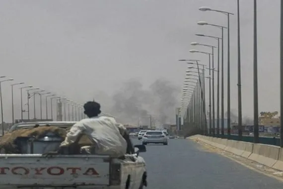 الشرطة السودانية تأمر جميع الأجانب بمغادرة الخرطوم