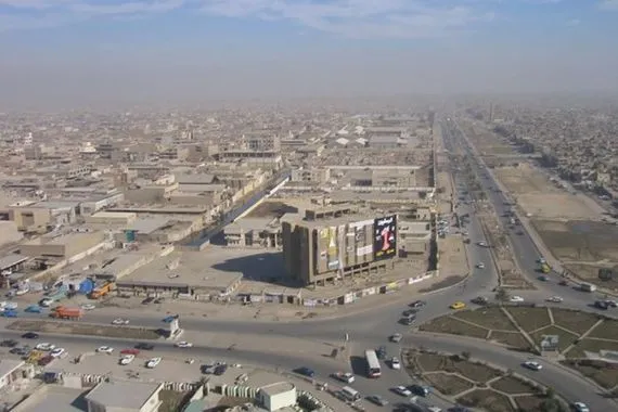 النائب العكيلي ينتقد بطء تنفيذ المشاريع الخدمية في شرق القناة