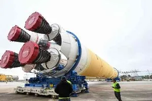 ناسا: اختبار صاروخ فضائي ثقيل لرحلات القمر