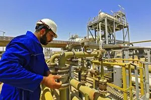 نائب في النفط النيابية يستبعد تشريع قانون النفط والغاز