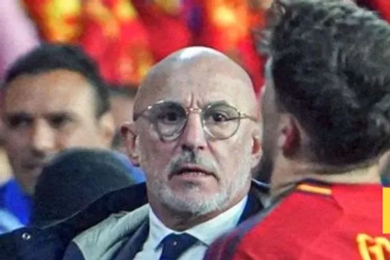دي لافوينتي يفتح الحديث مجددا عن إصابة غافي واللوم عليه
