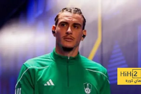 أرقام إيبانيز في الشوط الأول أمام الخليج