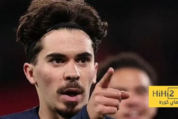 باريس سان جيرمان يخطط لمكافأة فيتينيا