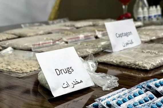 ضبط 175 ألف حبة كبتاجون بحوزة تاجر مخدرات في القائم