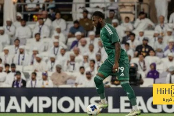 فيديو: احتفال جنوني من كيسيه مع جماهير الأهلي