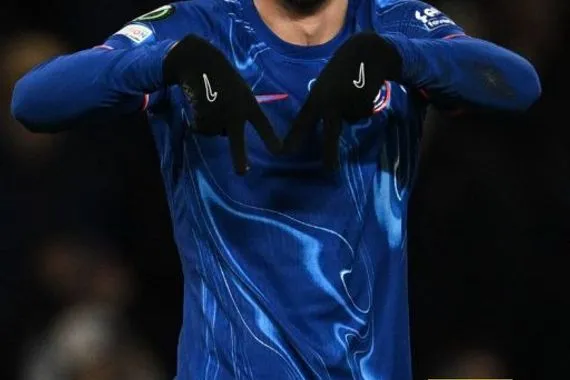 احصائيات الشوط الأول من مباراة تشيلسي و شامروك روفرز