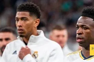 نجما ريال مدريد يغيبان عن مواجهة لاس بالماس