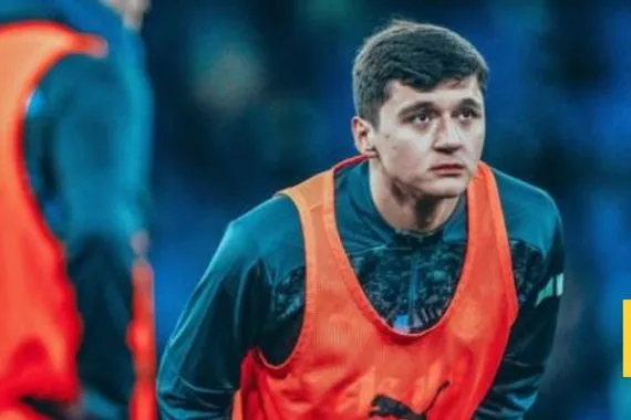 خطأ خوسانوف يمنح تشيلسي الهدف الأول أمام السيتي