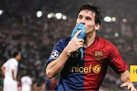 قميص ميسي بين الأعلى طلبًا لجماهير برشلونة حاليًا.. ولاعبان فقط يتفوقان عليه!