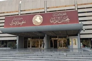 البرلمان مشلول.. القوانين عالقة بين الخلافات والحملات الانتخابية