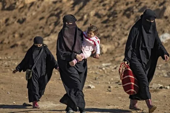 انتقال اكثر من الف عائلة ارهابية تابعة للجولاني الى دمشق
