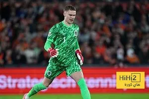برشلونة يراقب حارس مرمى من الدوري الانجليزي