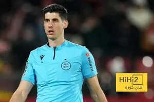 أرقام برشلونة مع حكم مباراته أمام أوساسونا