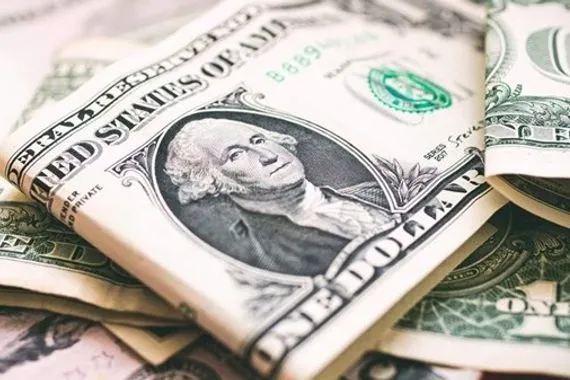 أسعار الصرف تواصل الارتفاع في بغداد: 148.500 دينار لـ100 دولار
