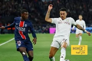 احصائيات الشوط الأول من مباراة باريس و أستون فيلا