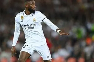 مئوية مضيئة لروديجر مع ريال مدريد
