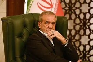 الرئيس الإيراني: استطعنا أن نقدم أنفسنا كقوة لا مثيل لها في المنطقة