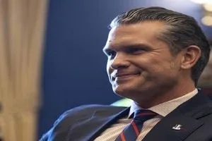 وزير الدفاع الأمريكي مهدد بالإقالة وسط اضطرابات داخل البنتاغون