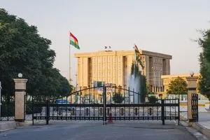 النفط والسلطة والظل الأميركي.. الصراع الكردي الخفي يعطل تشكيل حكومة الإقليم