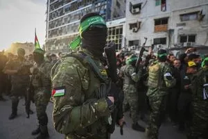 القسام: تستهدف قوة صهيونية بالقذائف وتوقع قتلى وجرحى