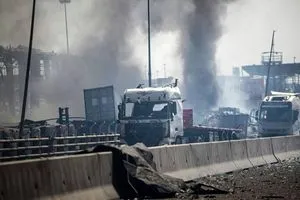 ارتفاع عدد ضحايا انفجار ميناء رجائي إلى 8 وفيات و750 مصابًا