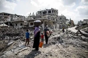 بسبب الحصار.. تحذيرات من توقف جميع الأنشطة الطبية بغزة